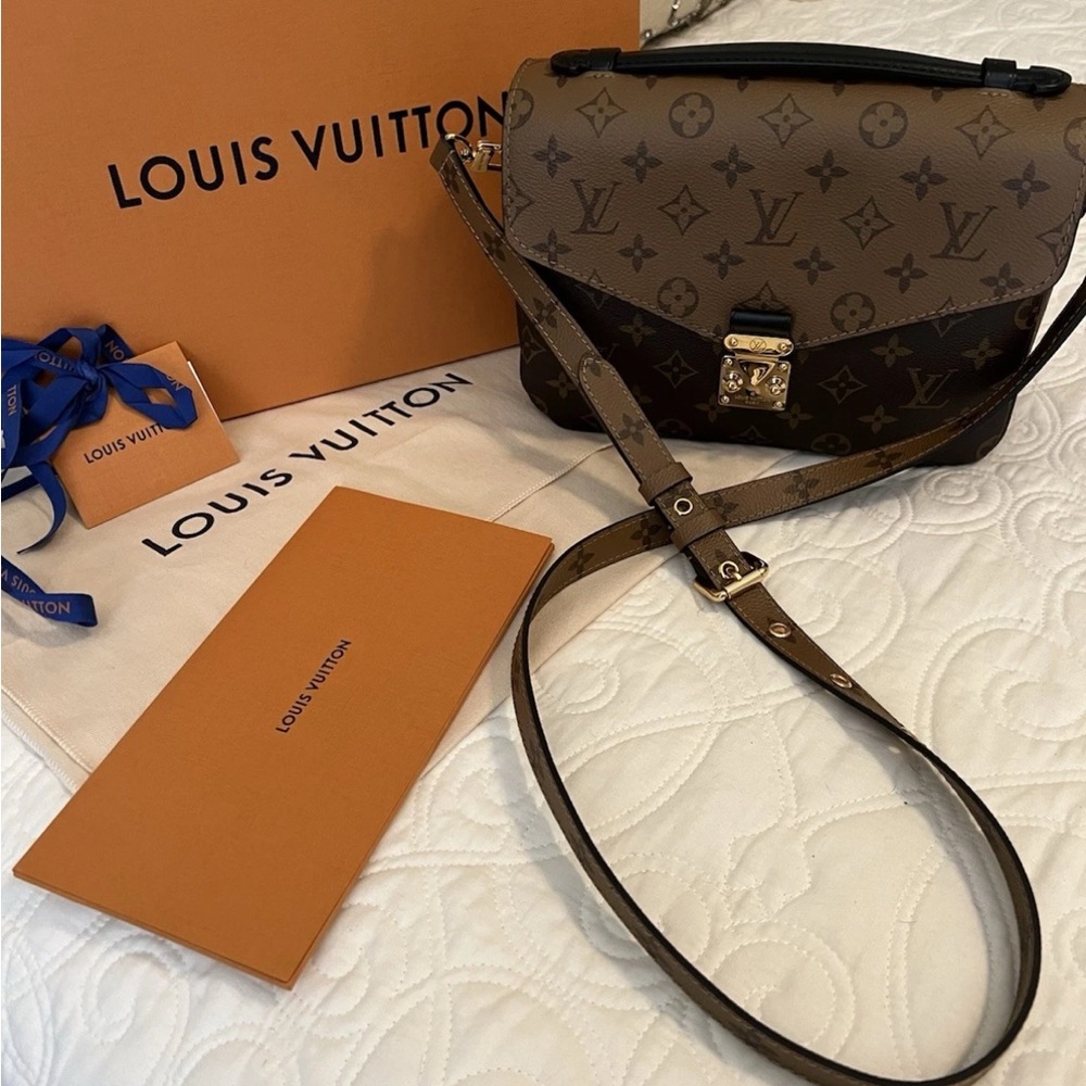 Louis Vuitton Tan and Brown Monogram Crossbody Bag